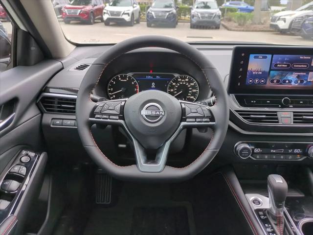 2025 Nissan Altima SR FWD