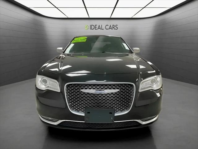 2017 Chrysler 300 C Platinum