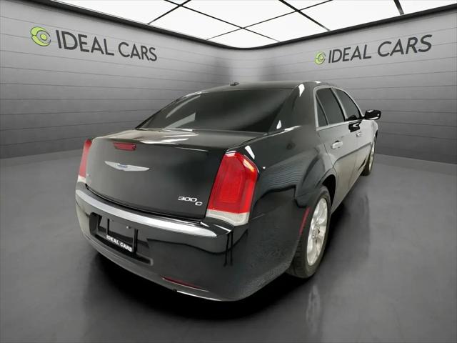 2017 Chrysler 300 C Platinum