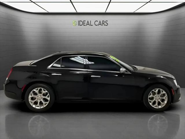 2017 Chrysler 300 C Platinum