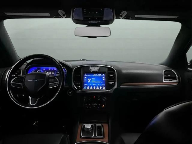2017 Chrysler 300 C Platinum
