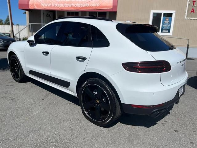 2017 Porsche Macan S