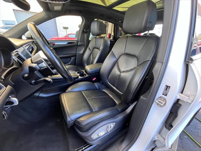 2017 Porsche Macan S