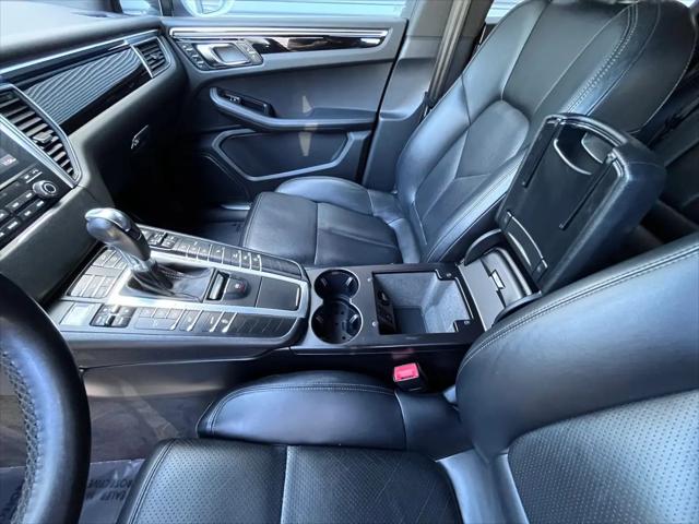 2017 Porsche Macan S