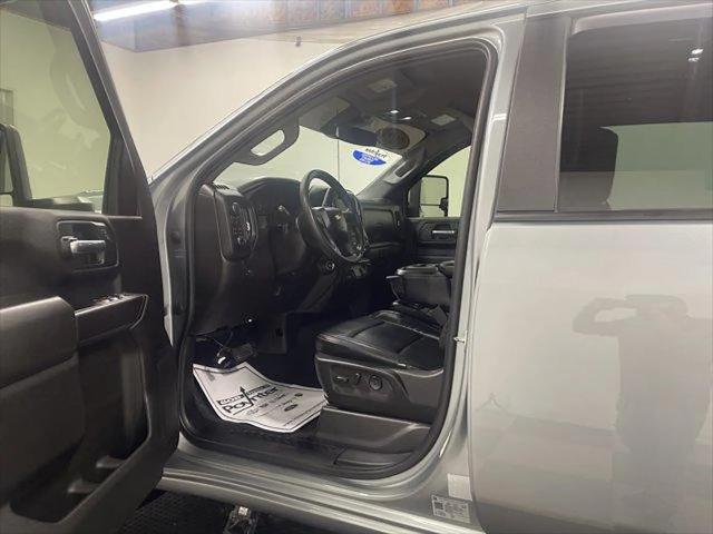 2024 Chevrolet Silverado 2500HD 4WD Crew Cab Standard Bed Custom