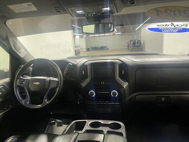 2024 Chevrolet Silverado 2500HD 4WD Crew Cab Standard Bed Custom