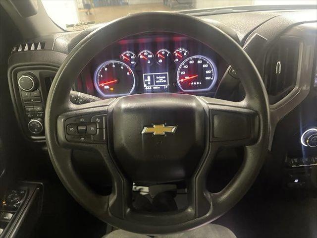 2024 Chevrolet Silverado 2500HD 4WD Crew Cab Standard Bed Custom