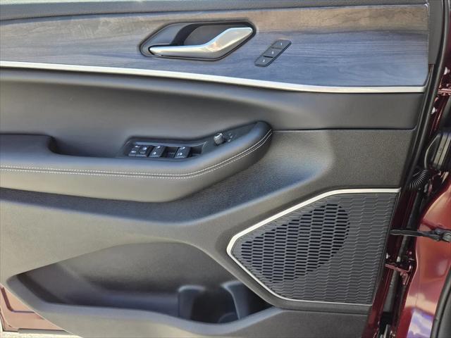 2026 Jeep Grand Cherokee Limited 4x2