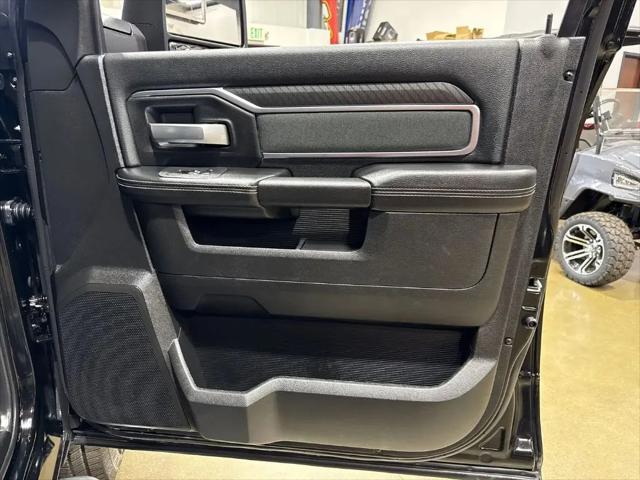2026 Ram 2500 Big Horn Crew Cab 4x4 8' Box