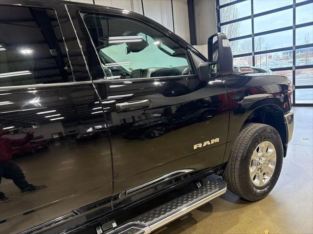 2026 Ram 2500 Big Horn Crew Cab 4x4 8' Box
