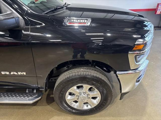 2026 Ram 2500 Big Horn Crew Cab 4x4 8' Box