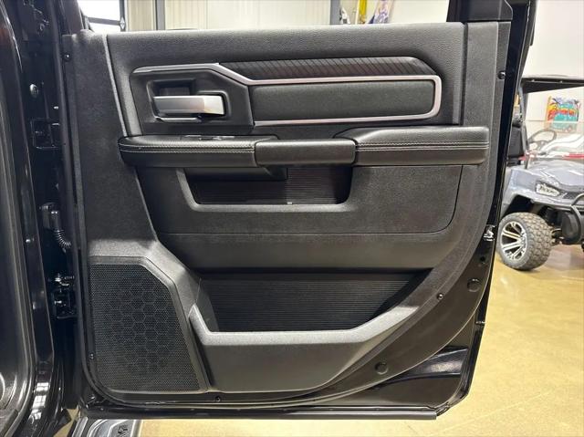 2026 Ram 2500 Big Horn Crew Cab 4x4 8' Box