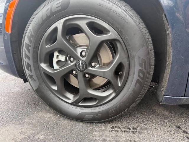 2024 Chrysler Pacifica Hybrid Premium S Appearance Pkg