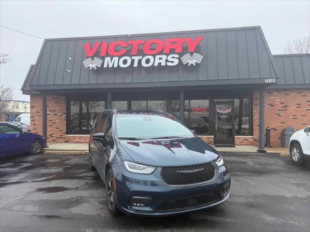 2024 Chrysler Pacifica Hybrid Premium S Appearance Pkg for sale in Chesterfield, MI