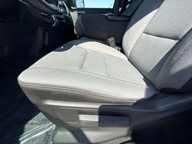2023 Ram 1500 Big Horn Crew Cab 4x4 5'7" Box