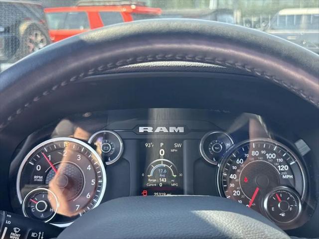 2023 Ram 1500 Big Horn Crew Cab 4x4 5'7" Box