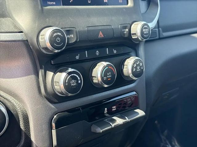 2023 Ram 1500 Big Horn Crew Cab 4x4 5'7" Box