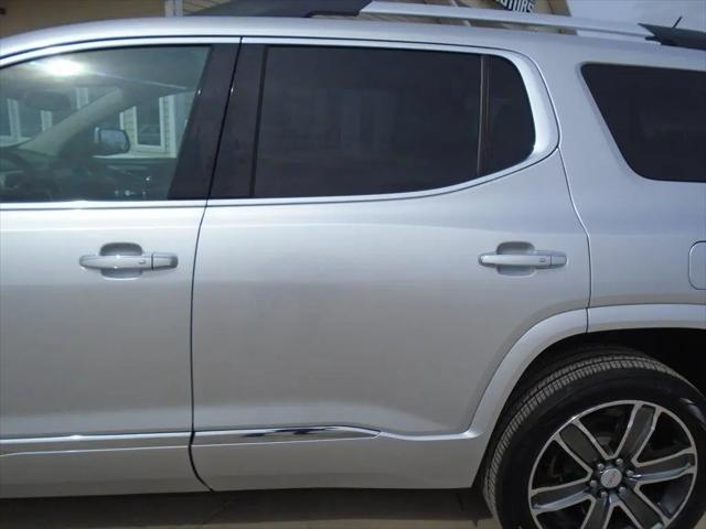 2017 GMC Acadia Denali