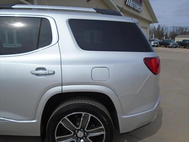 2017 GMC Acadia Denali