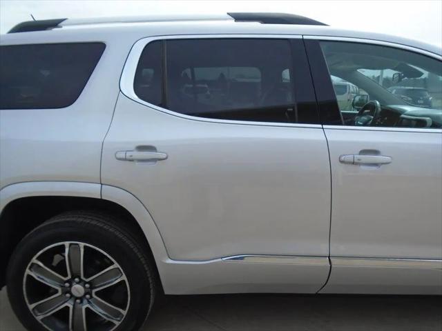 2017 GMC Acadia Denali