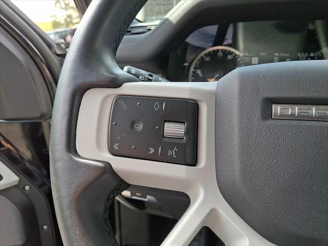 2023 Land Rover Defender 110 SE