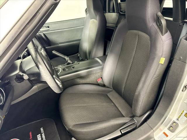 2006 Mazda MX-5 Base
