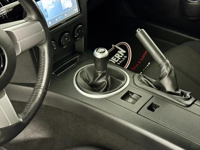 2006 Mazda MX-5 Base