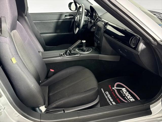 2006 Mazda MX-5 Base