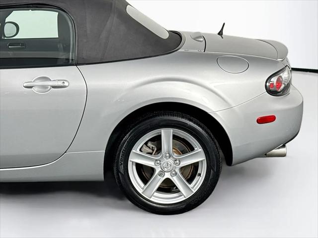 2006 Mazda MX-5 Base
