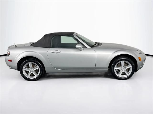 2006 Mazda MX-5 Base