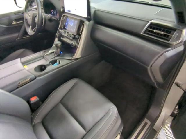 2024 Lexus LX Luxury