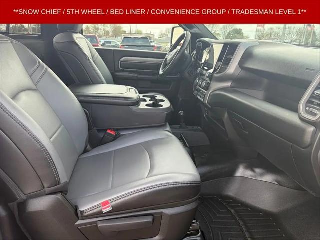 2024 Ram 3500 Tradesman Regular Cab 4x4 8' Box