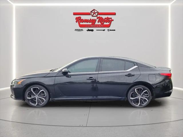 2023 Nissan Altima SR FWD