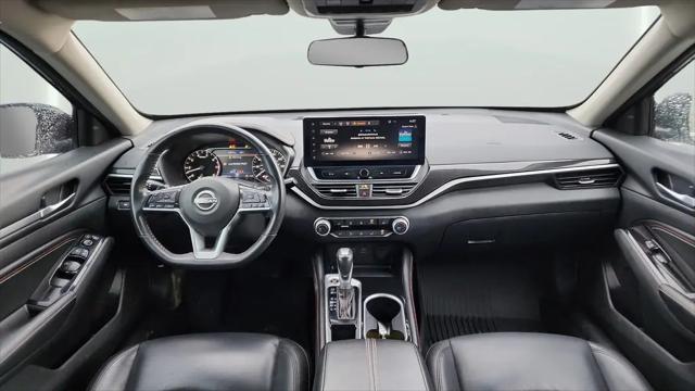 2023 Nissan Altima SR FWD