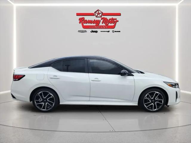 2024 Nissan Sentra SR Xtronic CVT