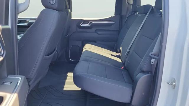 2023 Chevrolet Silverado 1500 4WD Crew Cab Standard Bed LT