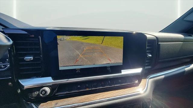 2023 Chevrolet Silverado 1500 4WD Crew Cab Standard Bed LT