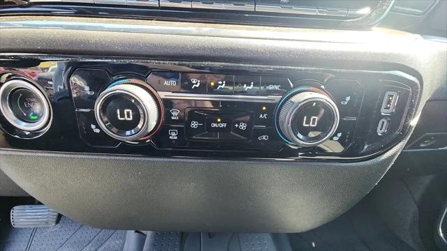 2023 Chevrolet Silverado 1500 4WD Crew Cab Standard Bed LT