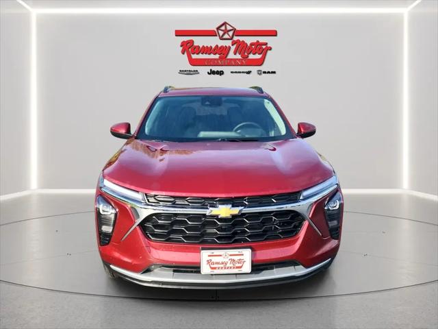 2025 Chevrolet Trax FWD LT