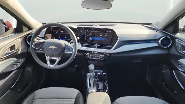 2025 Chevrolet Trax FWD LT