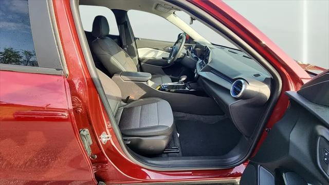 2025 Chevrolet Trax FWD LT