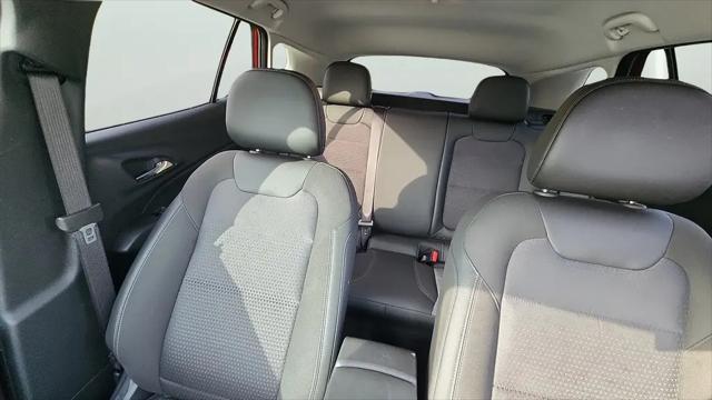 2025 Chevrolet Trax FWD LT