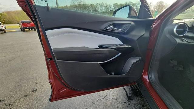 2025 Chevrolet Trax FWD LT