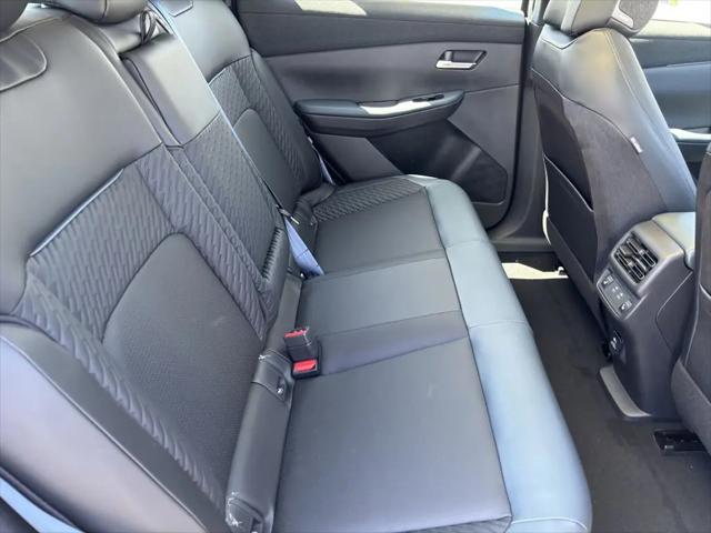 2026 Nissan LEAF PLATINUM+