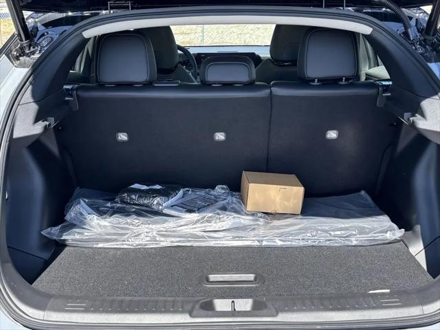 2026 Nissan LEAF PLATINUM+
