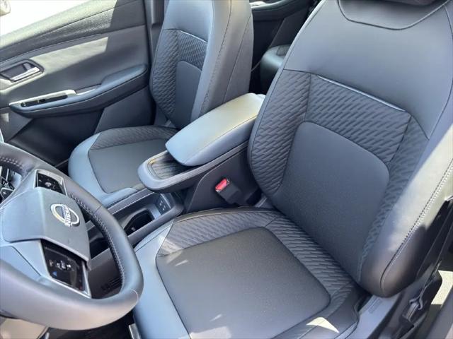 2026 Nissan LEAF PLATINUM+