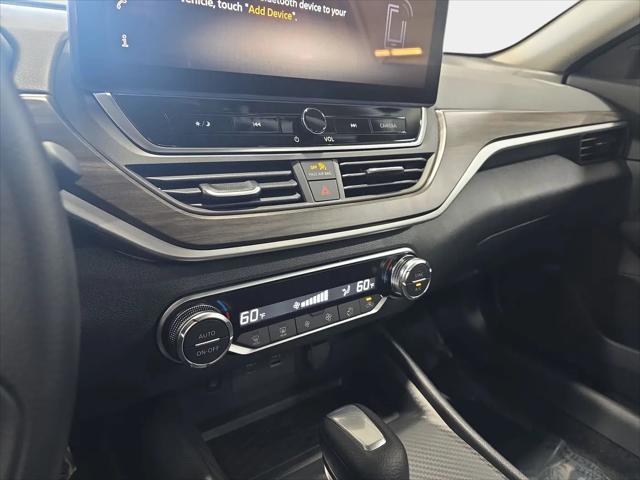 2026 Nissan Altima SV FWD