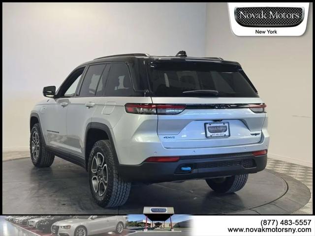 2023 Jeep Grand Cherokee Trailhawk
