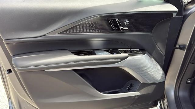 2026 Cadillac iQ V-Series Premium AWD