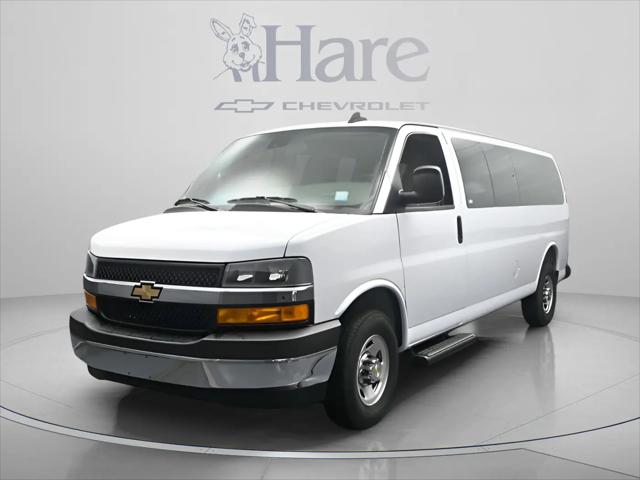 2025 Chevrolet Express Passenger RWD 3500 Extended Wheelbase LT